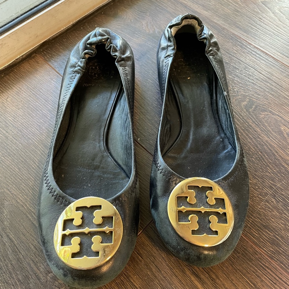Authentic Black Tory Burch Flats size 8